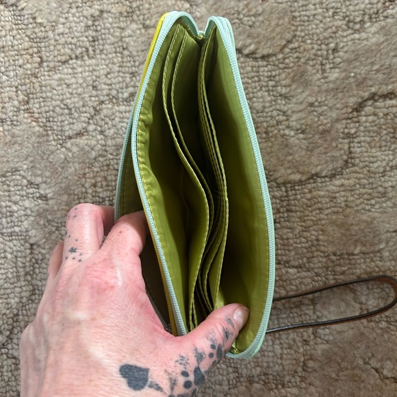 COACH Cross Body Purse + Matching Wallet - Picture 9 of 9